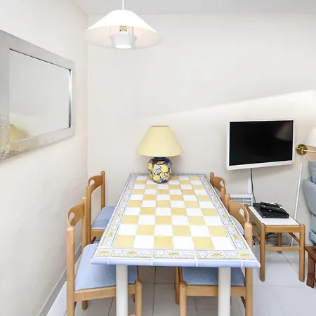 In With Kitchen 아파트 *