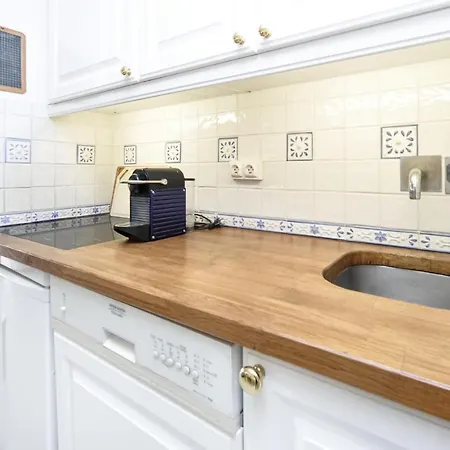 In With Kitchen Apartment *